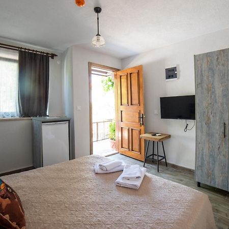 İmroz Paparuna Butik Hotel الغرفة الصورة
